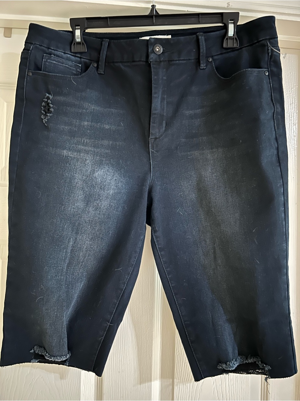 Jessica Simpson Size 32 Ladies denim shorts